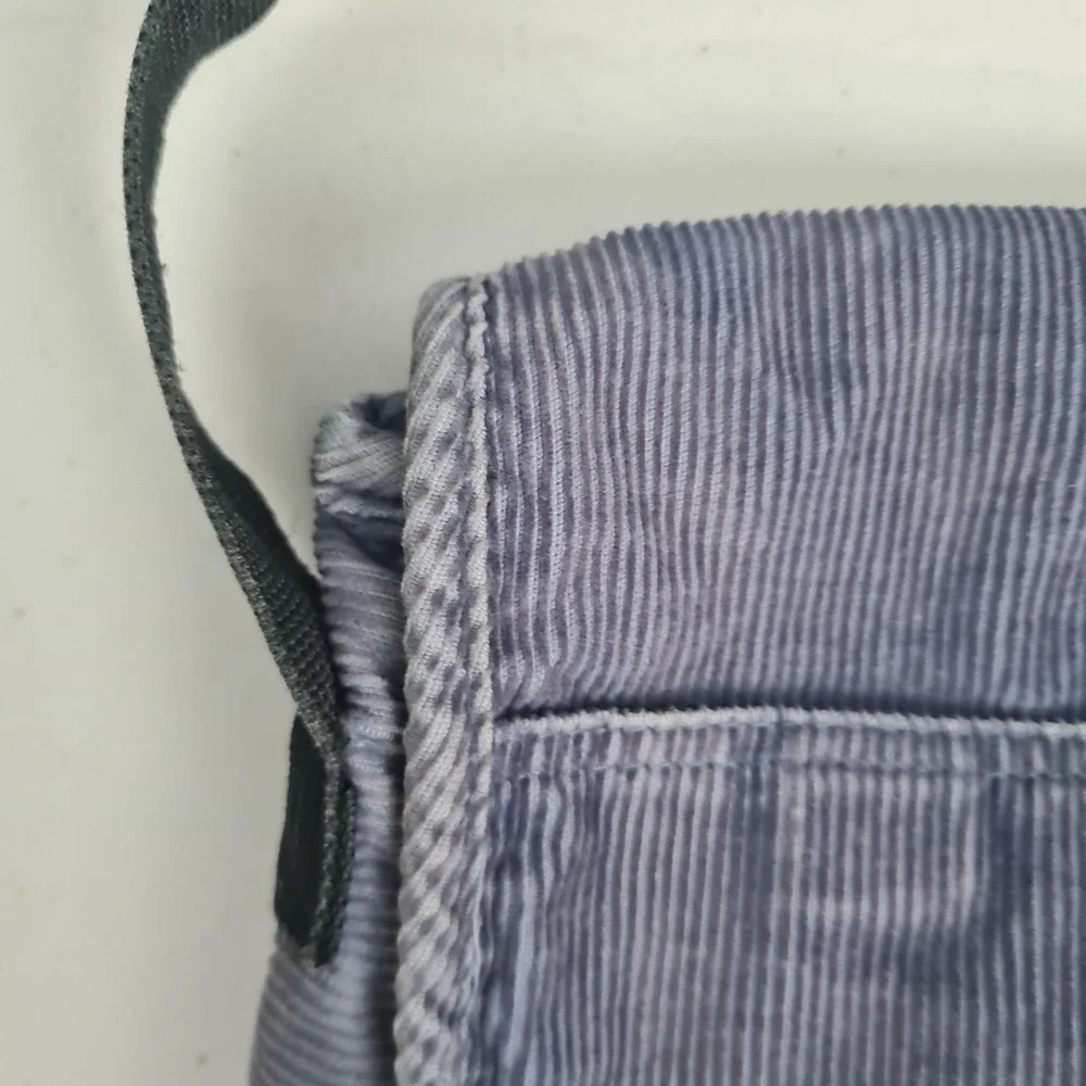 Vintage Y2K JanSport Crossbody Bag Womens Small Purple Corduroy Buckle Strap
